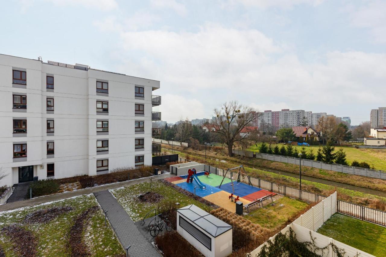 Targowek Pet-friendly With Parking By Renters Apartament