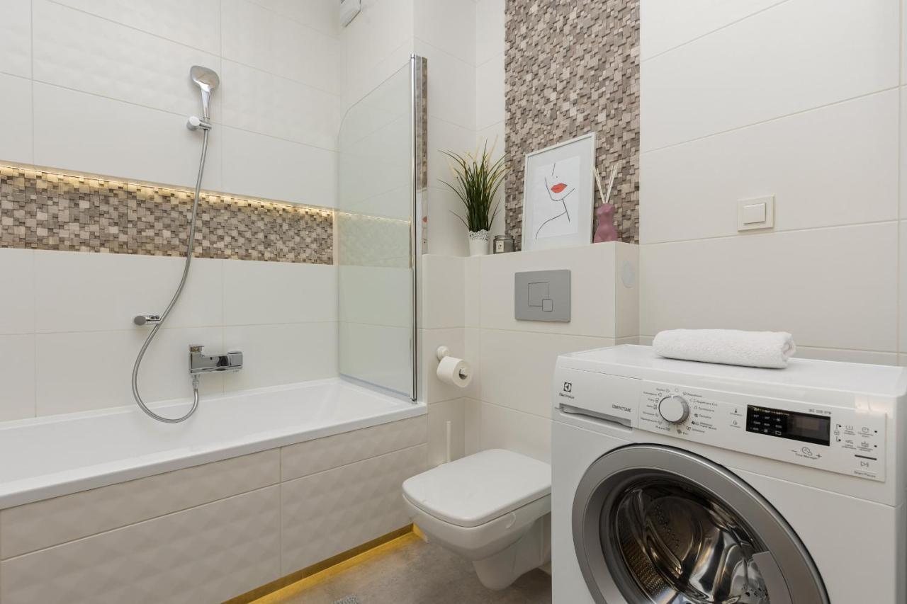 Targowek Pet-friendly With Parking By Renters * Warszawa
