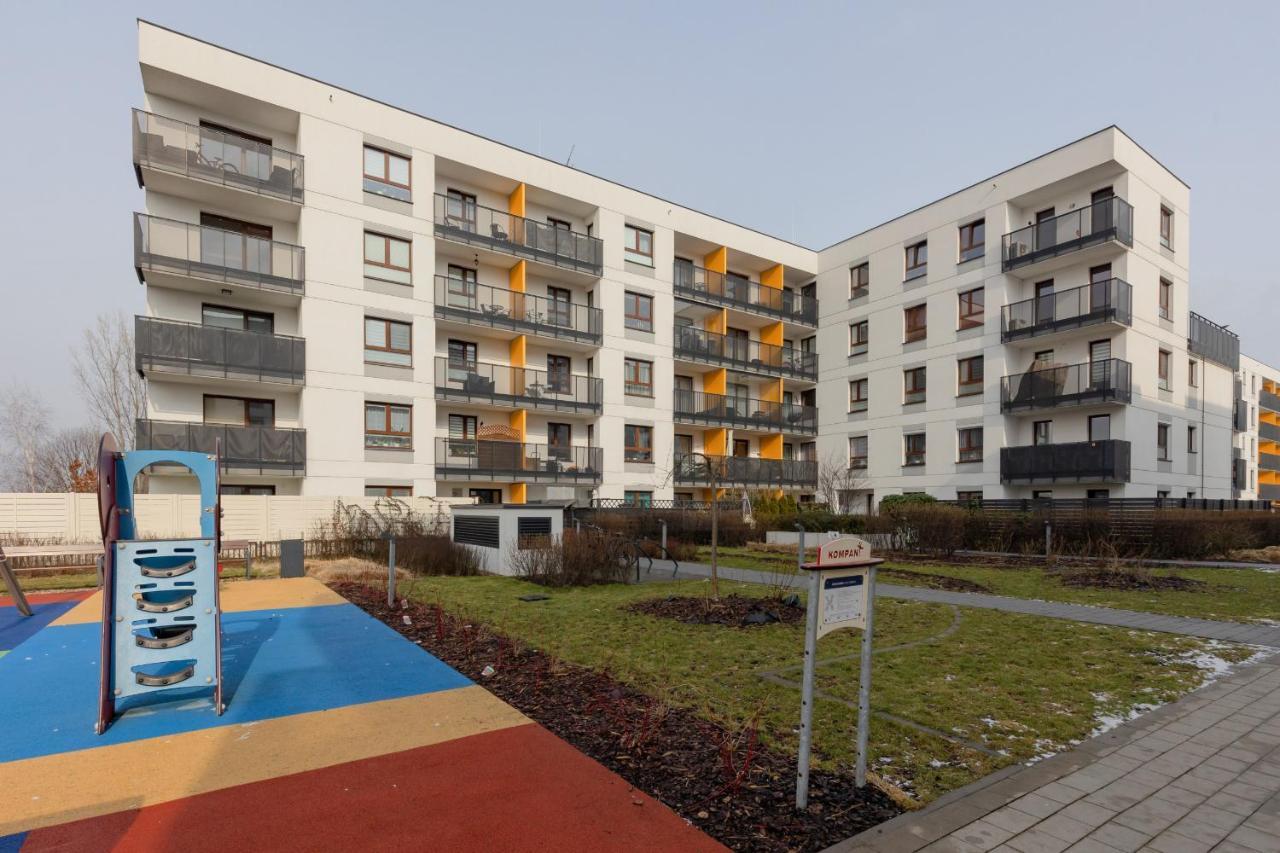 Targowek Pet-friendly With Parking By Renters Apartament Warszawa