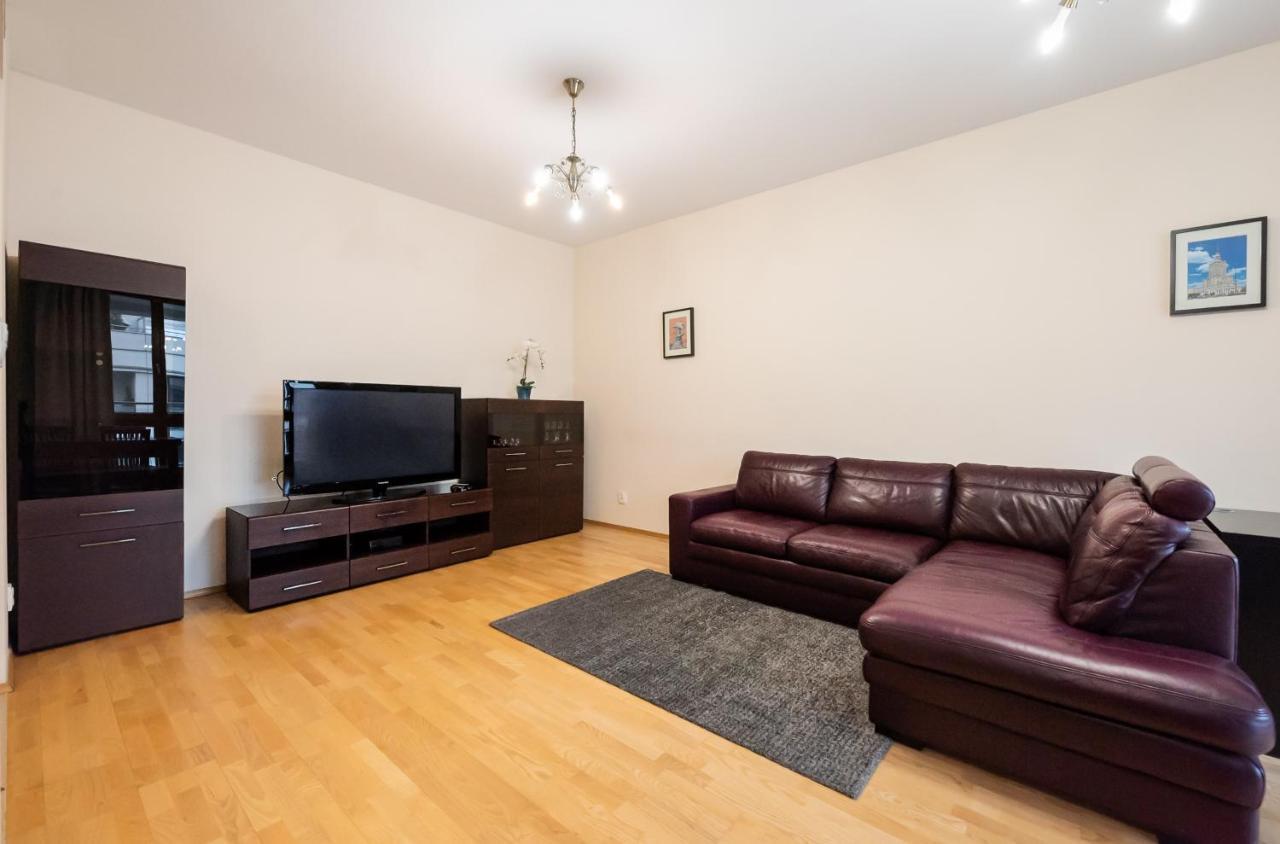 Apartament Wilanow Violet