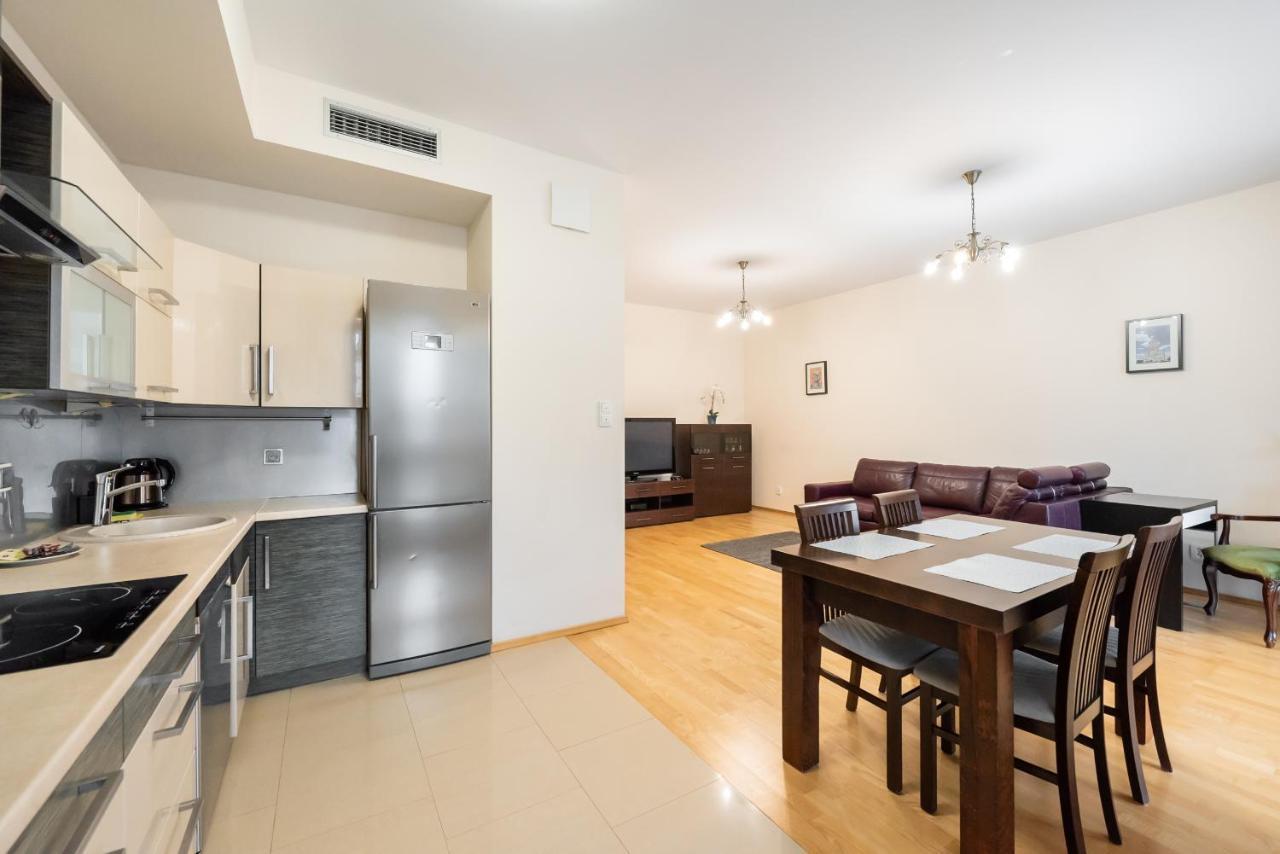 Apartament Wilanow Violet *