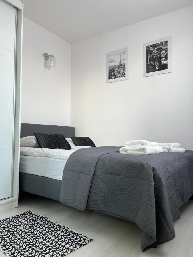 Inside Solec With Private Parking Căn hộ Warsaw