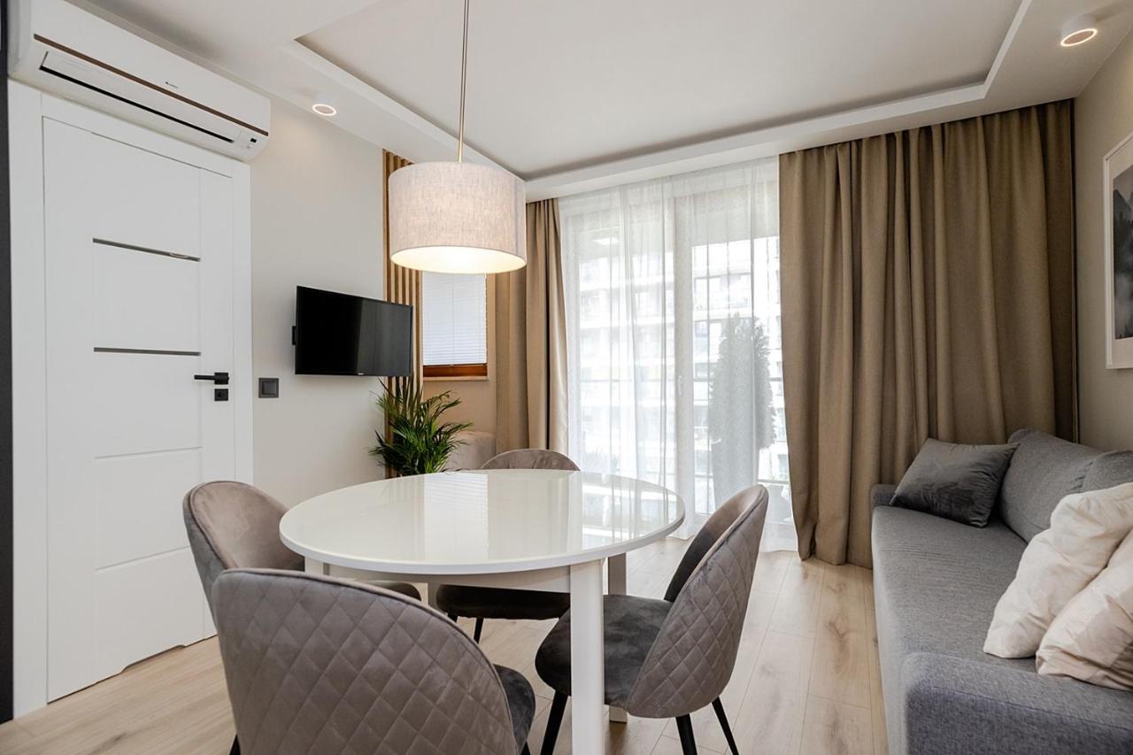 Apartamento Wola, Wi-fi, Smart Lock, Air Condition Varsóvia