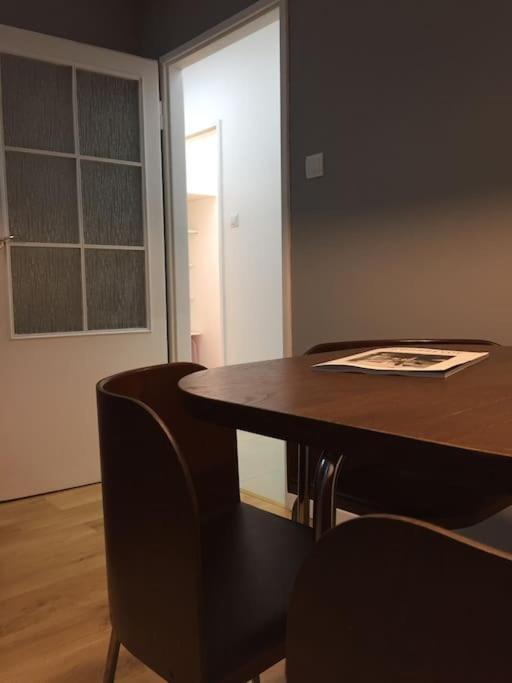 24h Check In, Aircon- Free Public Pool-fitness-sauna Apartment
