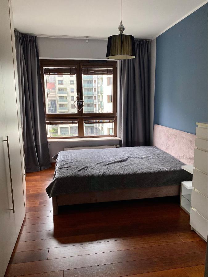Apartment Project Comfort Apartament Gieldowa 4c/95 Wola-srodmiescie Warsaw