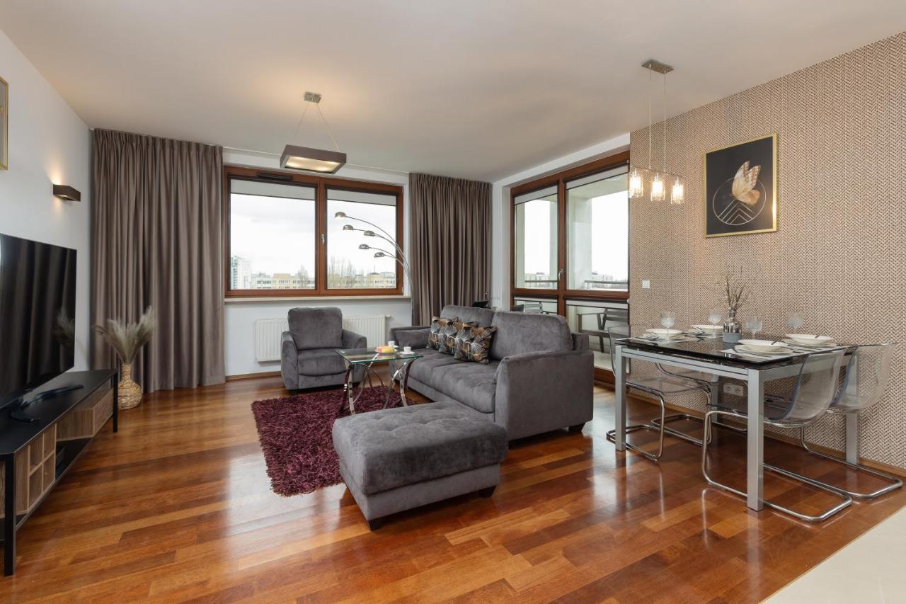 Mokotow Obrzezna By Renters