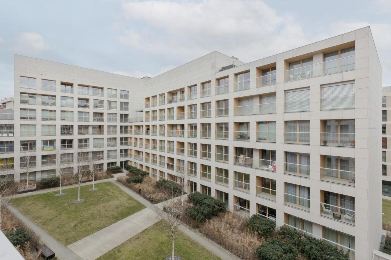 Cozy With Parking In The 19th District By Renters Warsaw