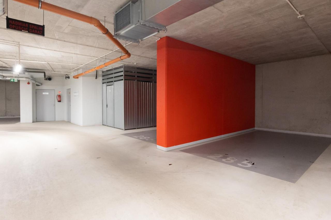 Apartment Cozy With Parking In The 19th District By Renters *