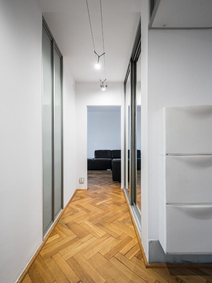 Apartment Afrykanska Street *