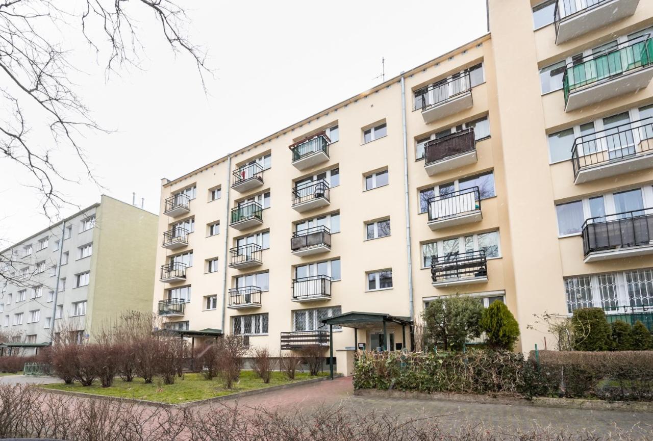 Mokotow Contemporary Apartment *