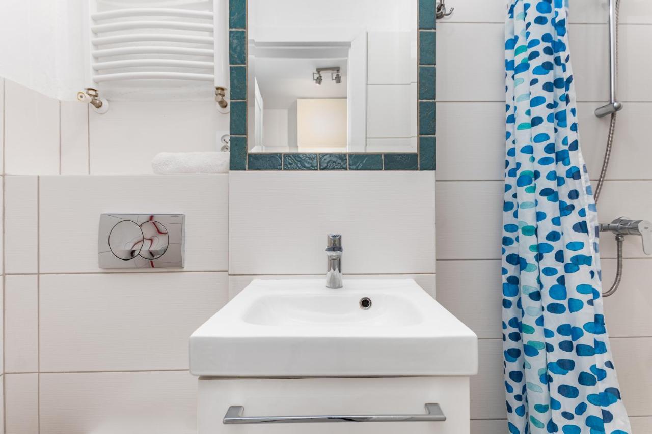 Broniewskiego 24a By Homeprime Apartment *