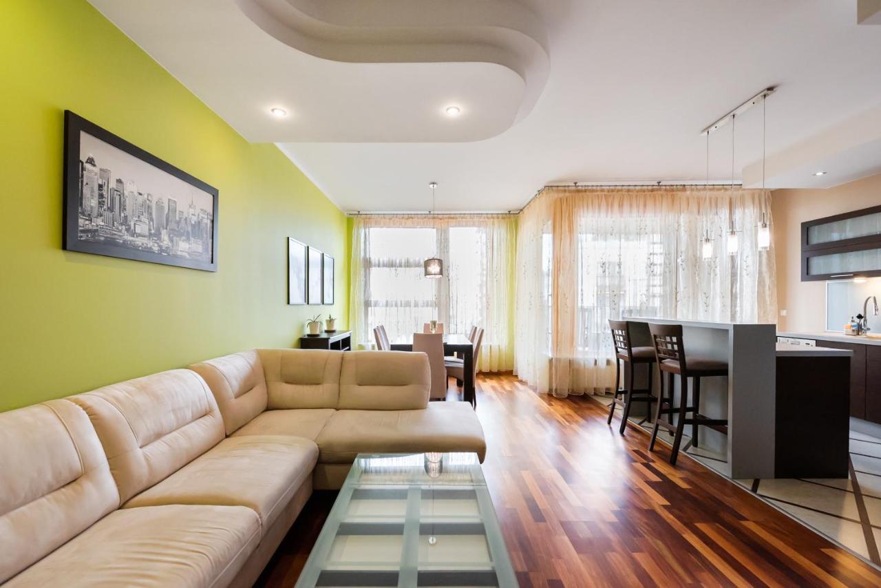 Wilanow Luxury Apartment