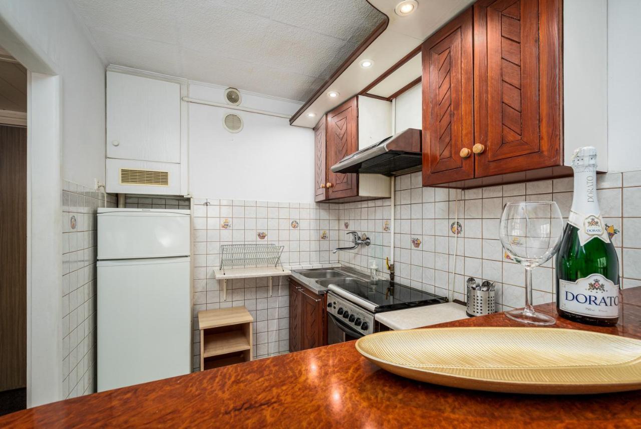 Pereca Street Apartment