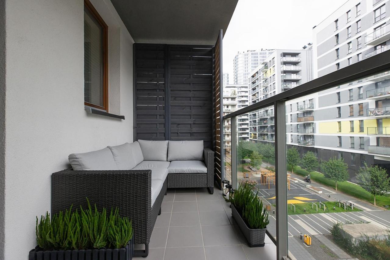 Wola, Wi-fi, Smart Lock, Air Condition Apartamento