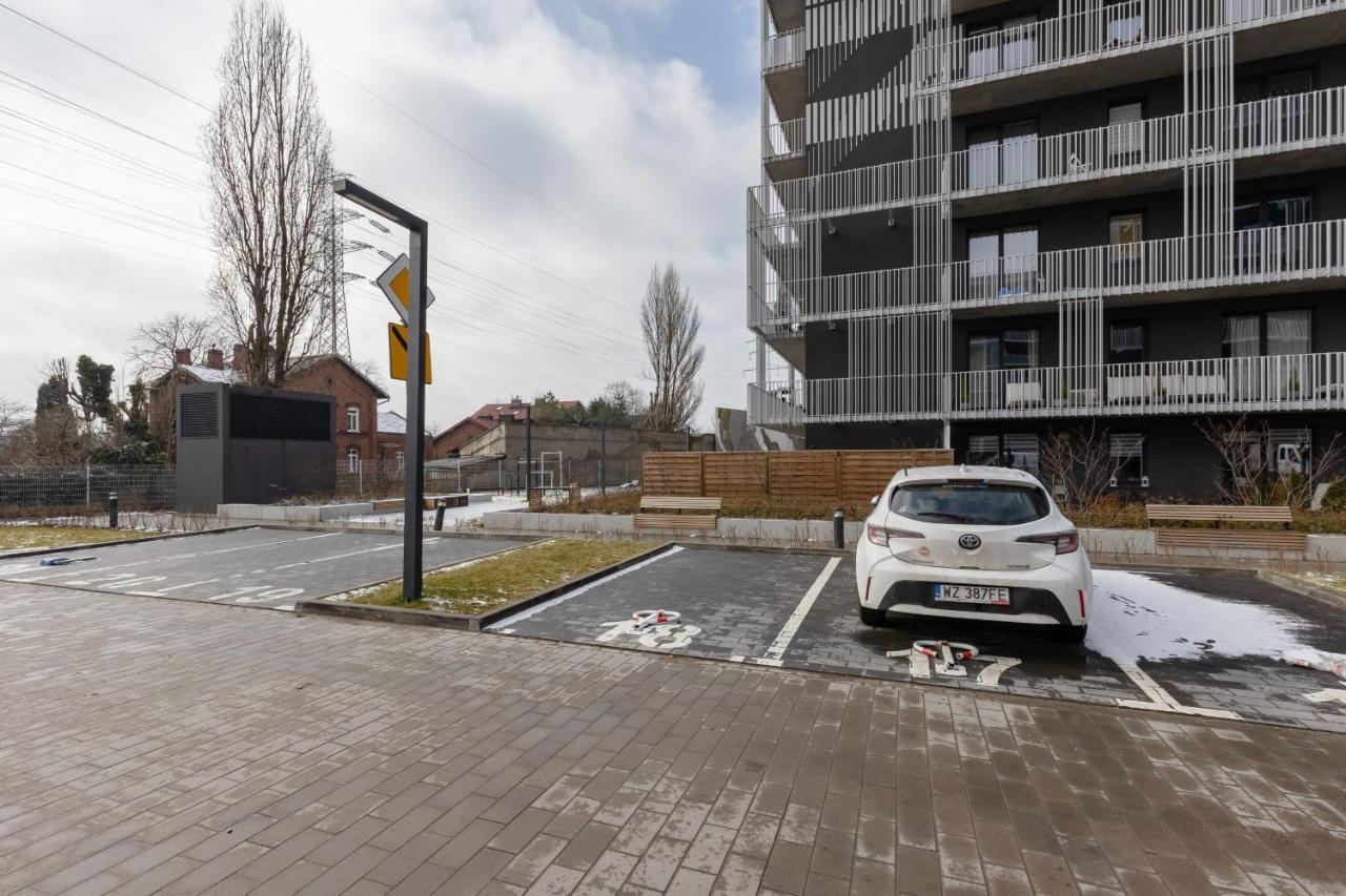 Stacja Wola With Parking By Renters Apartment