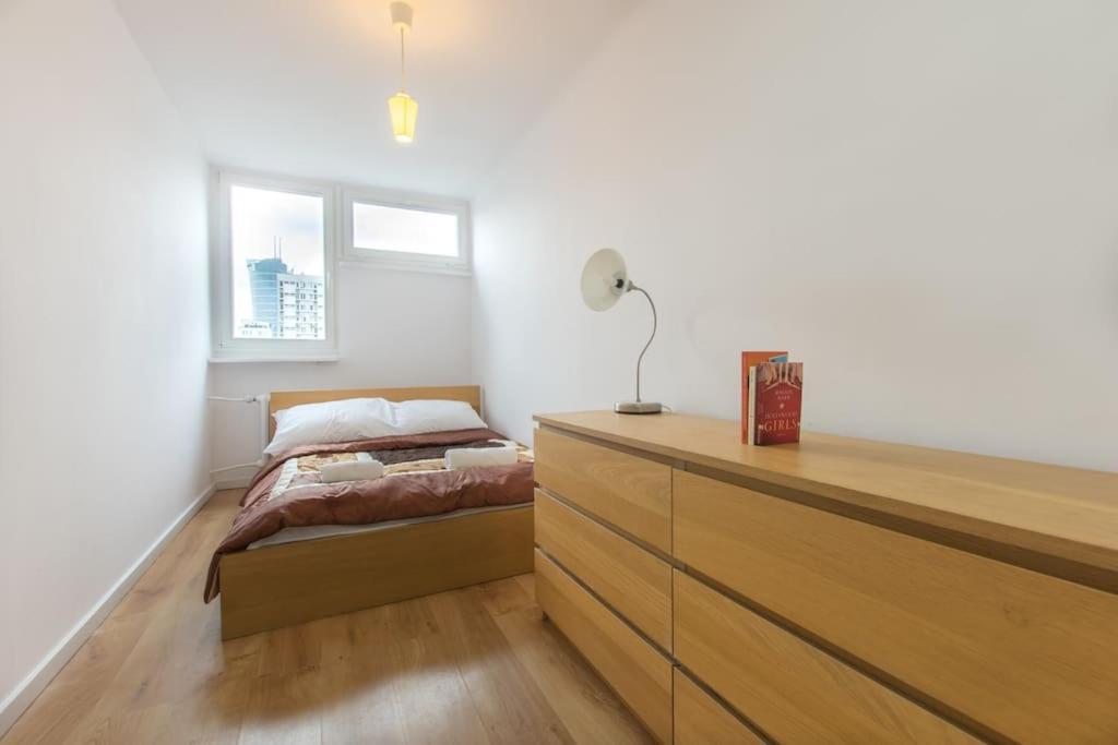 24h Check In, Aircon- Free Public Pool-fitness-sauna * Warsaw