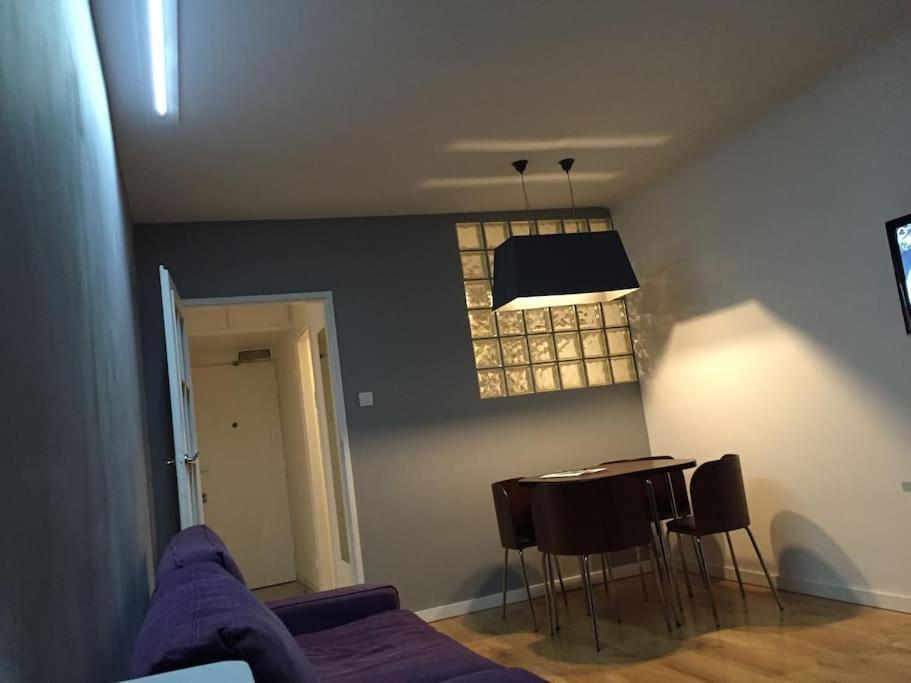 Apartment 24h Check In, Aircon- Free Public Pool-fitness-sauna