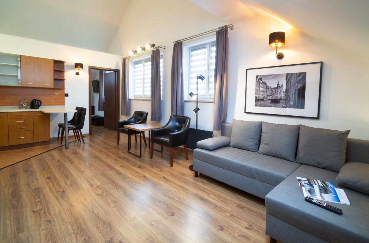 - Wilanow Aparthotel Warsaw
