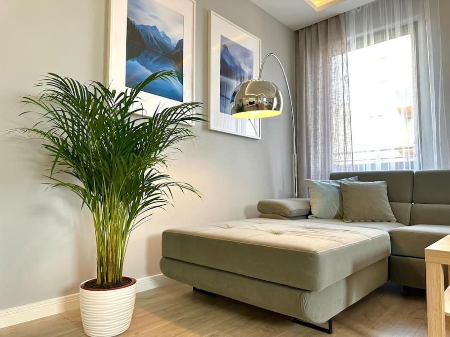 Jana Kazimierza 47 - 2 Sypialnie, 70m2, Balkon, Parking, Wi-fi