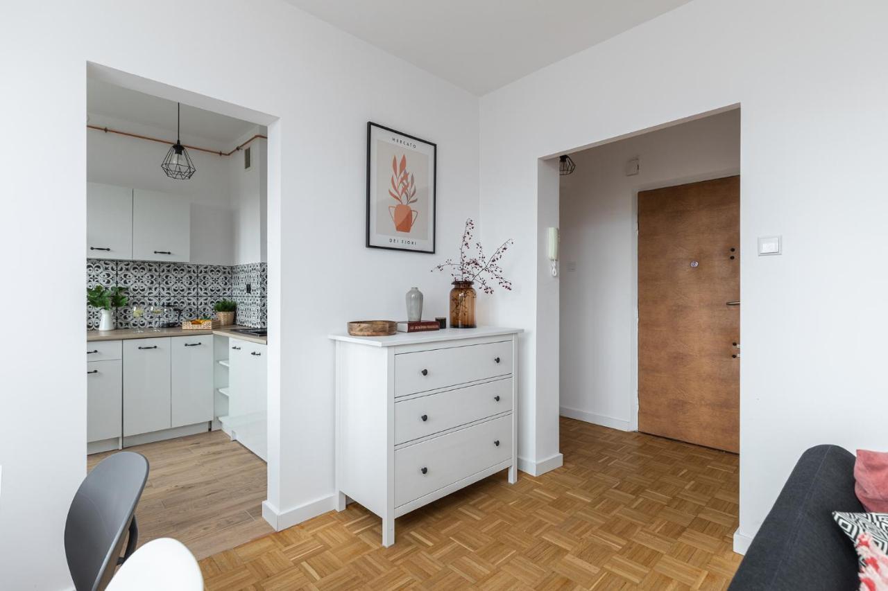 Superapart Korsykanska 1