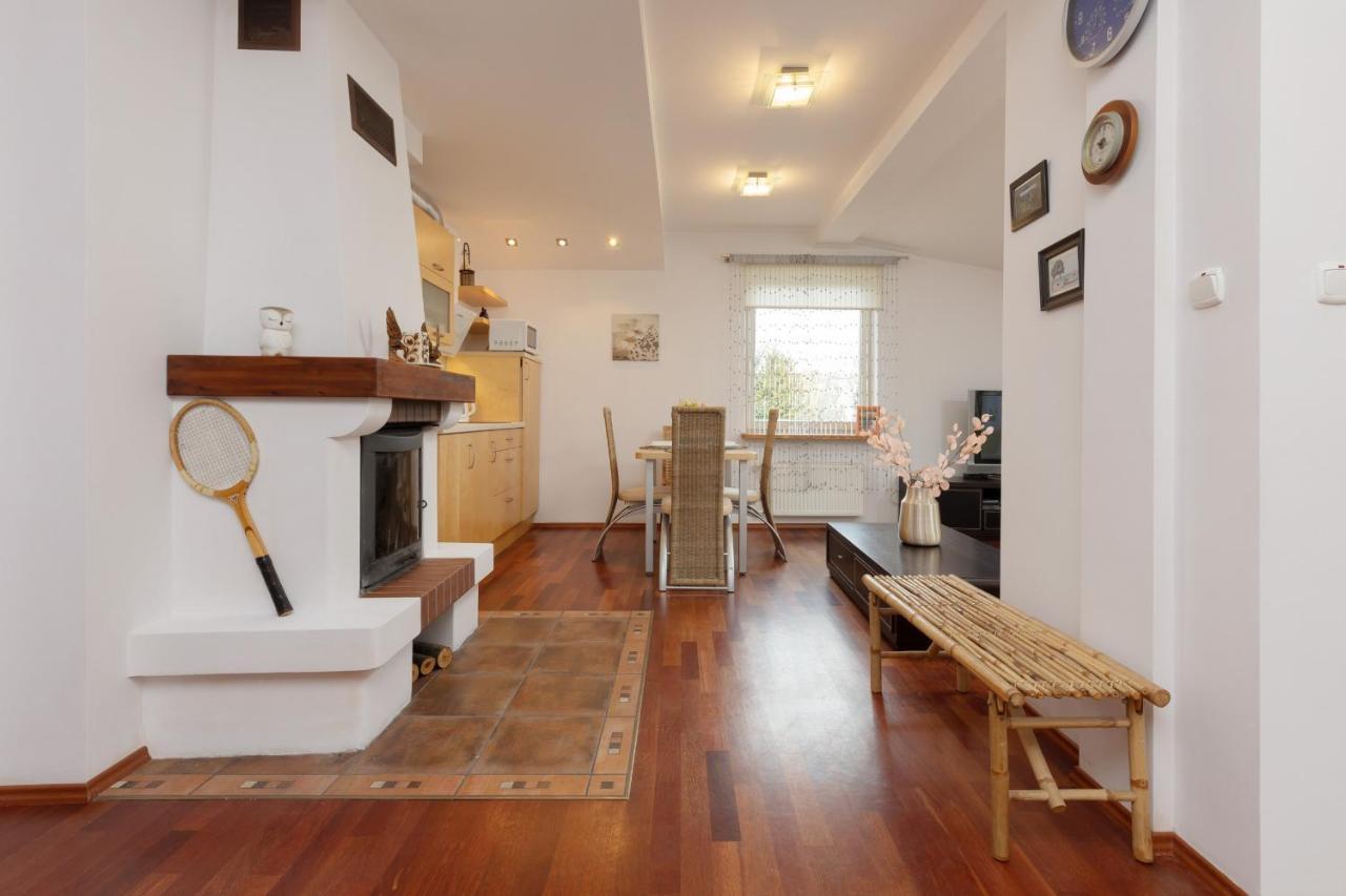 Quiet Bemowo House With Garden By Renters Holiday home