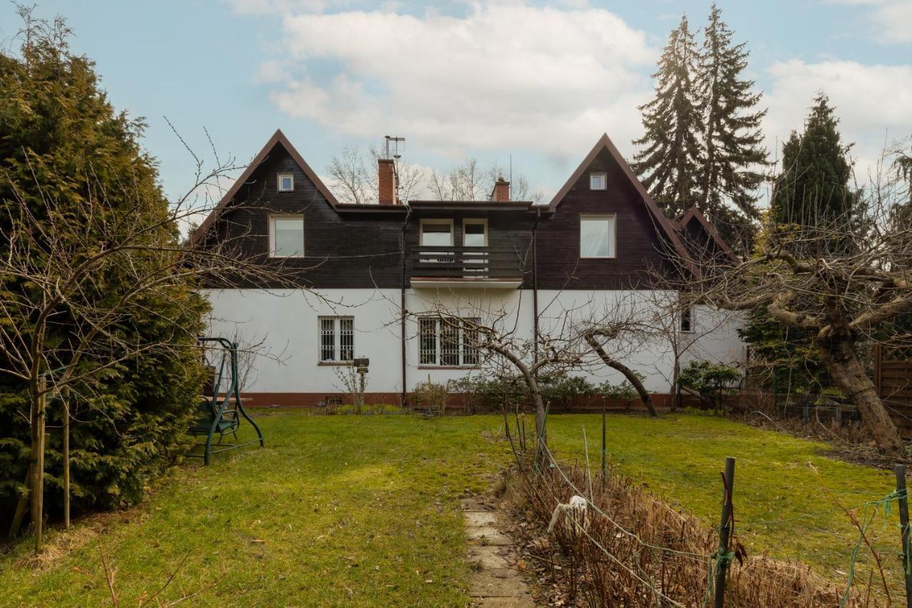 Quiet Bemowo House With Garden By Renters Holiday home *