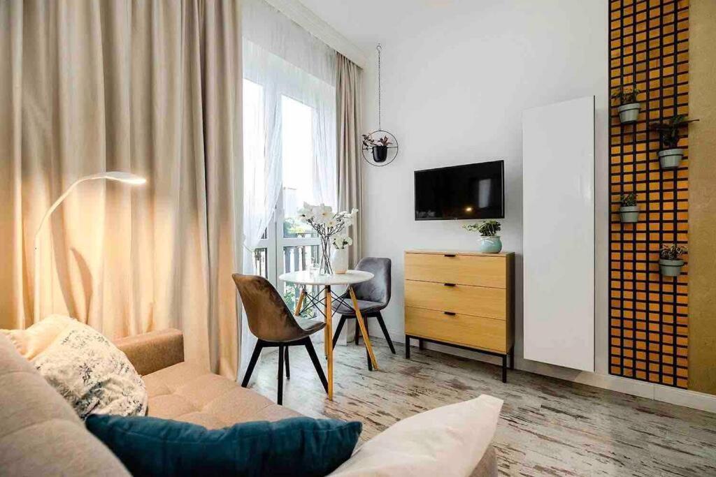 Lux Apartament W Centrum, Plac Konstytucji, Klimatyzacja, Widokowy Warsaw
