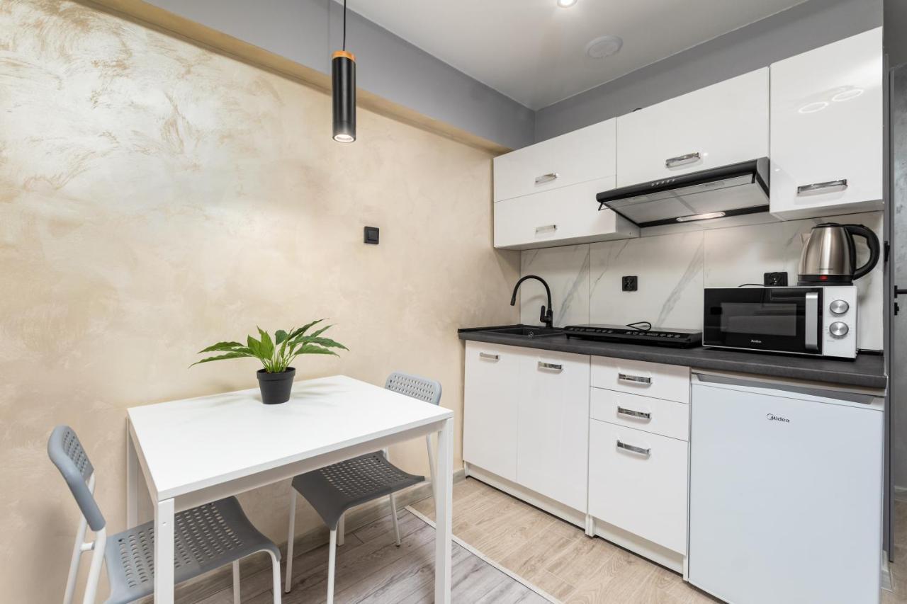 Czerniakowska 40 By Homeprime Apartment *
