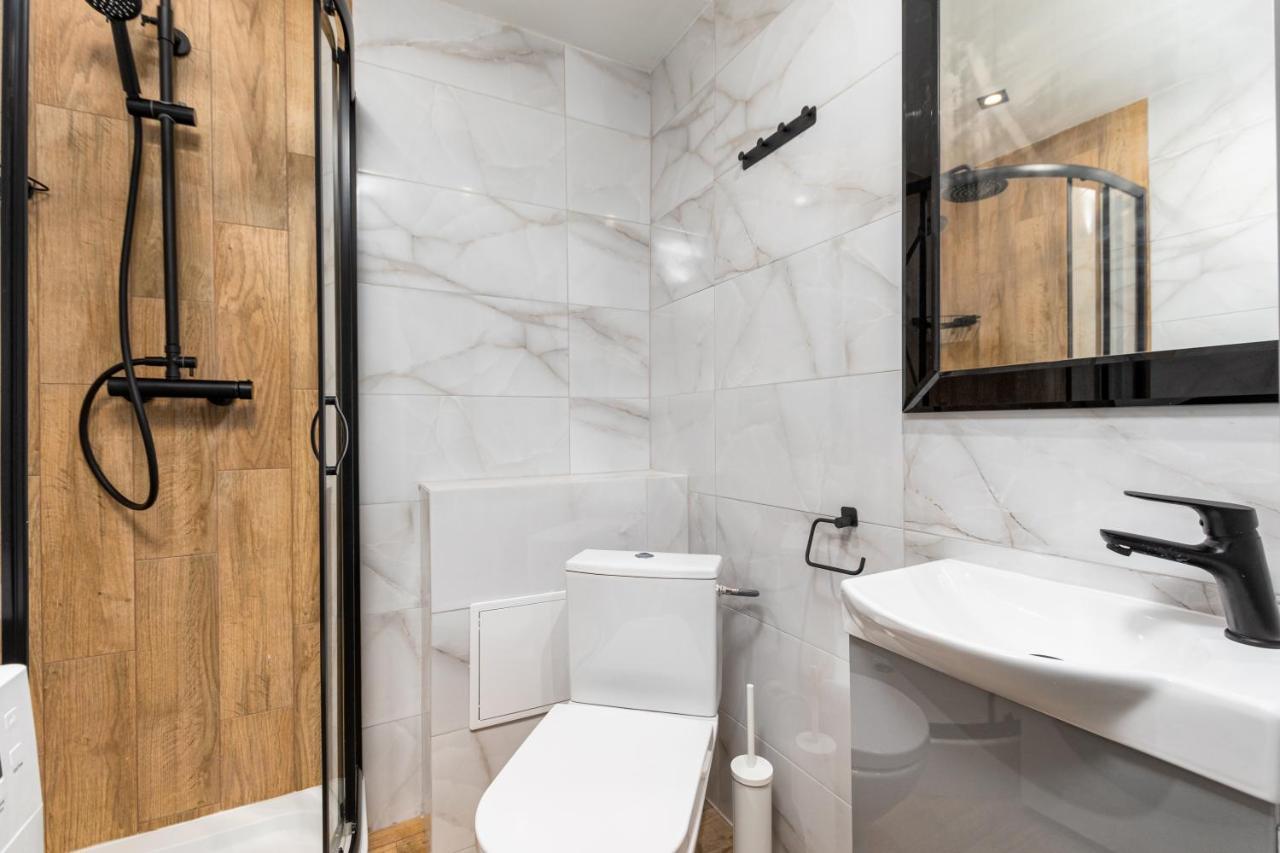 Apartment Czerniakowska 40 By Homeprime