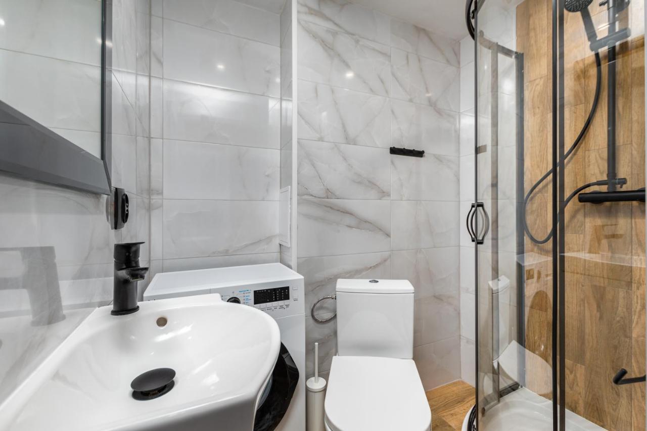 Apartment Czerniakowska 40 By Homeprime
