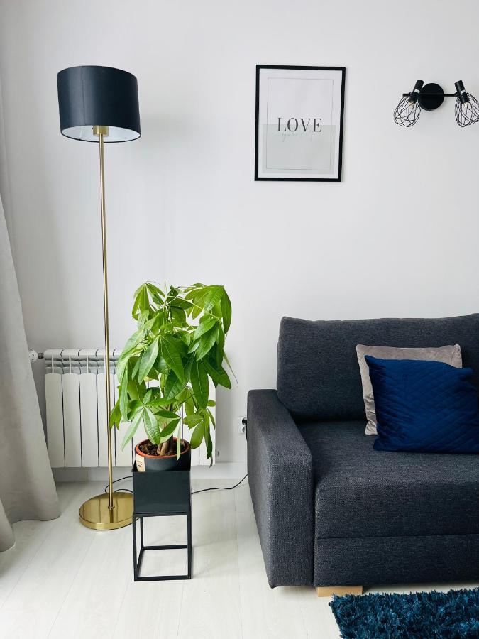 Inside Solec With Private Parking Apartment