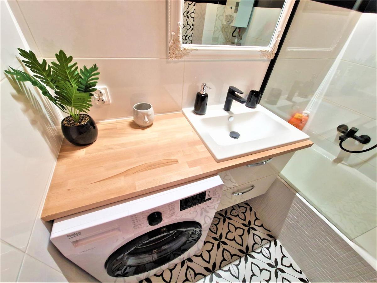 J&w Swietojanska Guest house *
