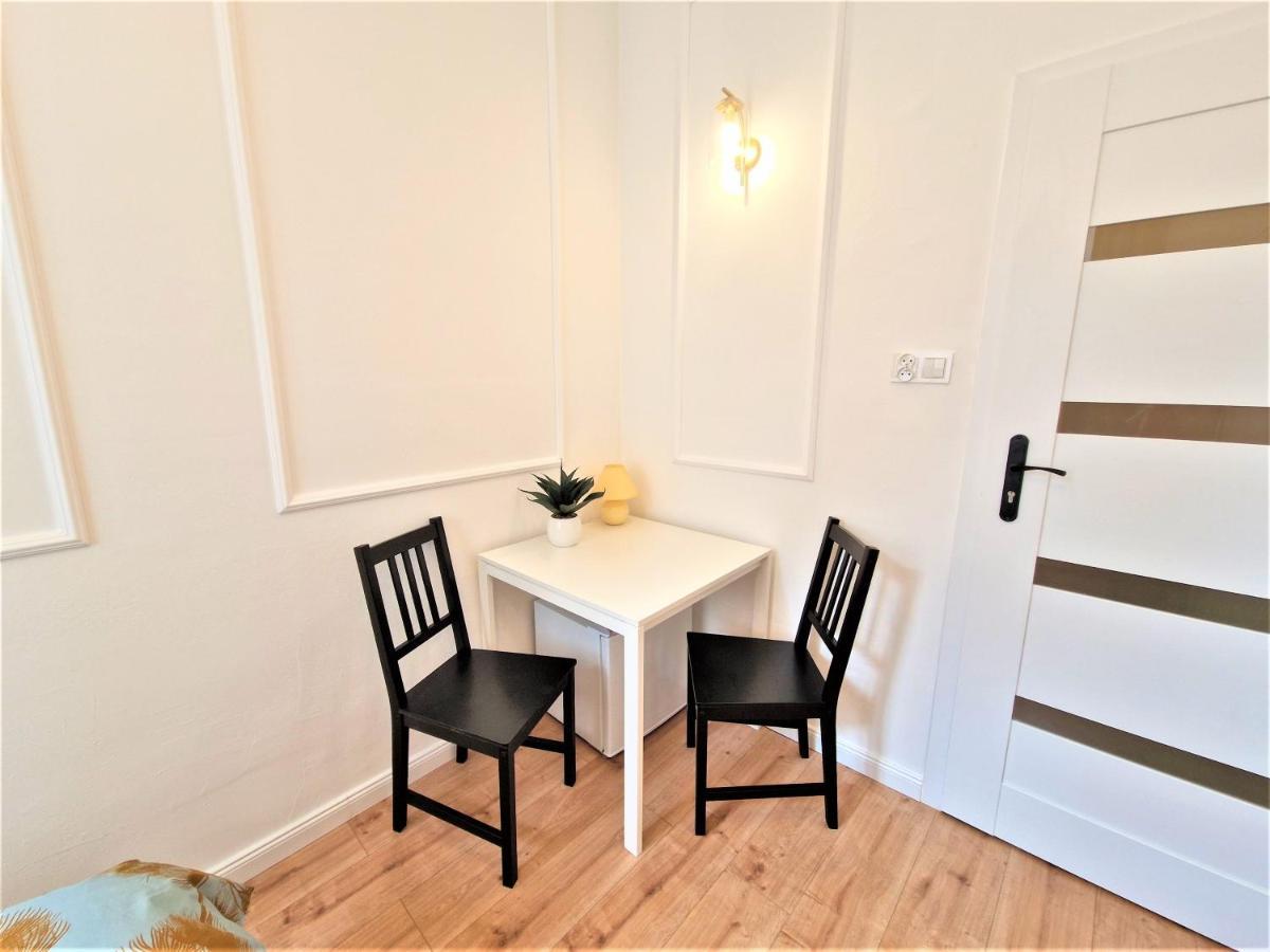 Guest house J&w Swietojanska Warsaw