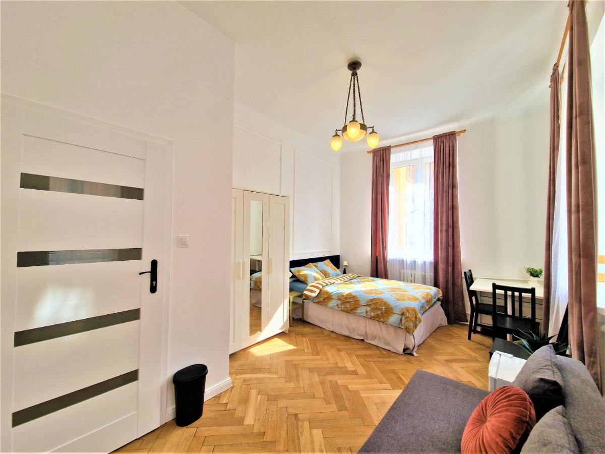 J&w Swietojanska Guest house *