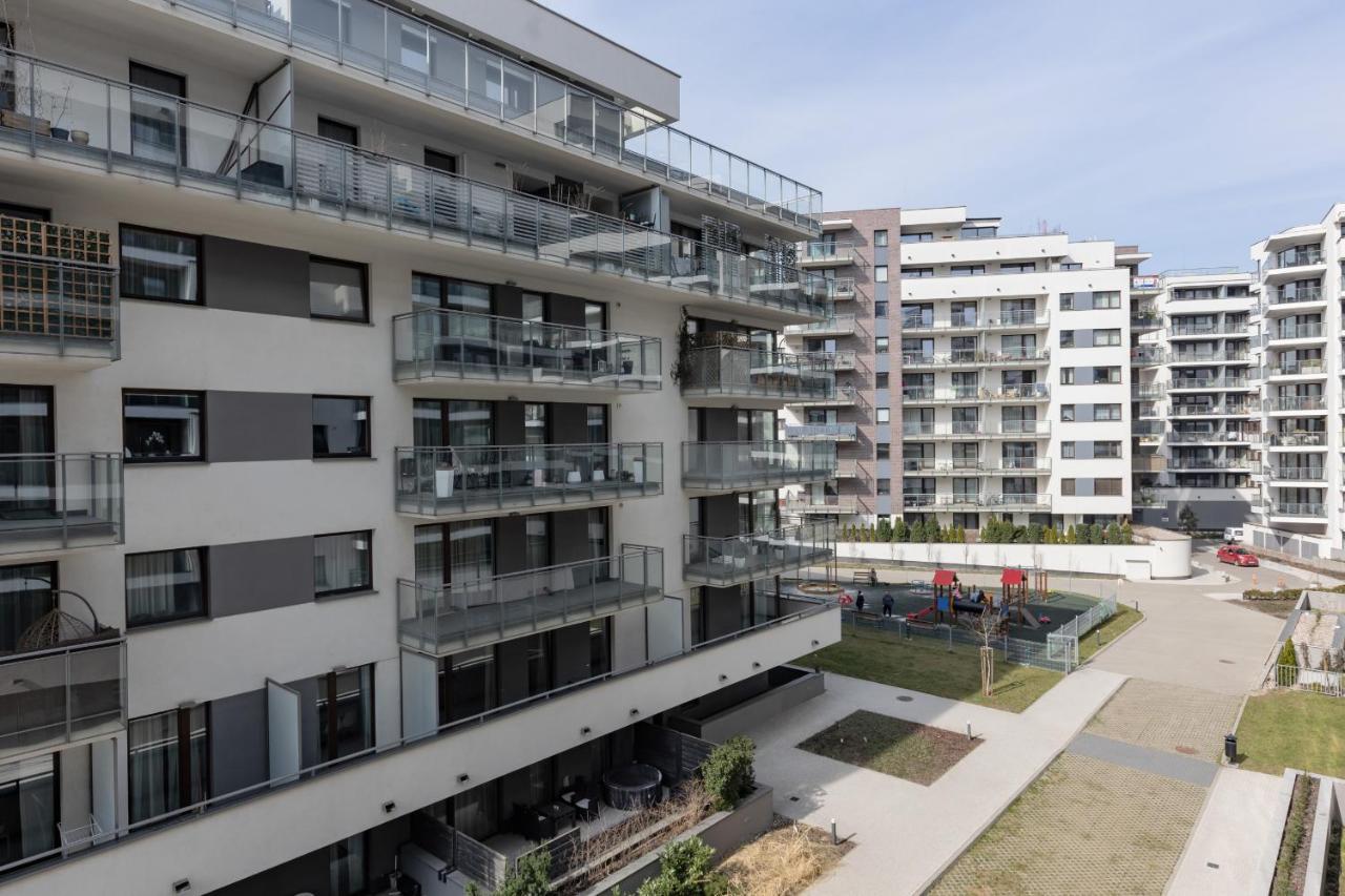 Westfield Burakowska With Parking By Renters Apartment *