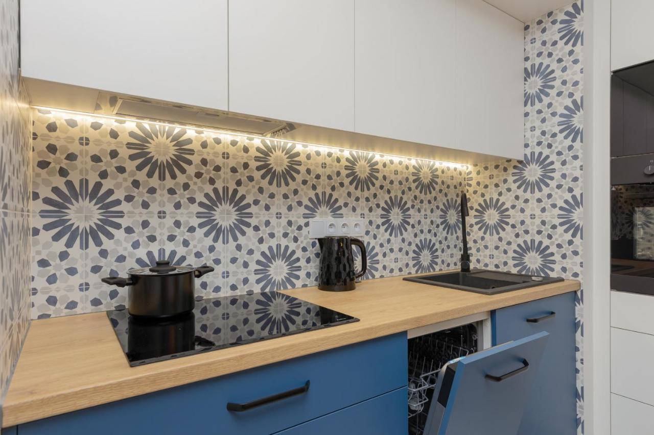 Apartment Westfield Burakowska With Parking By Renters