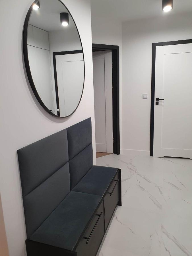 3 Pokojowy Lub W Mieszkaniu W Nowym Bloku Homestay