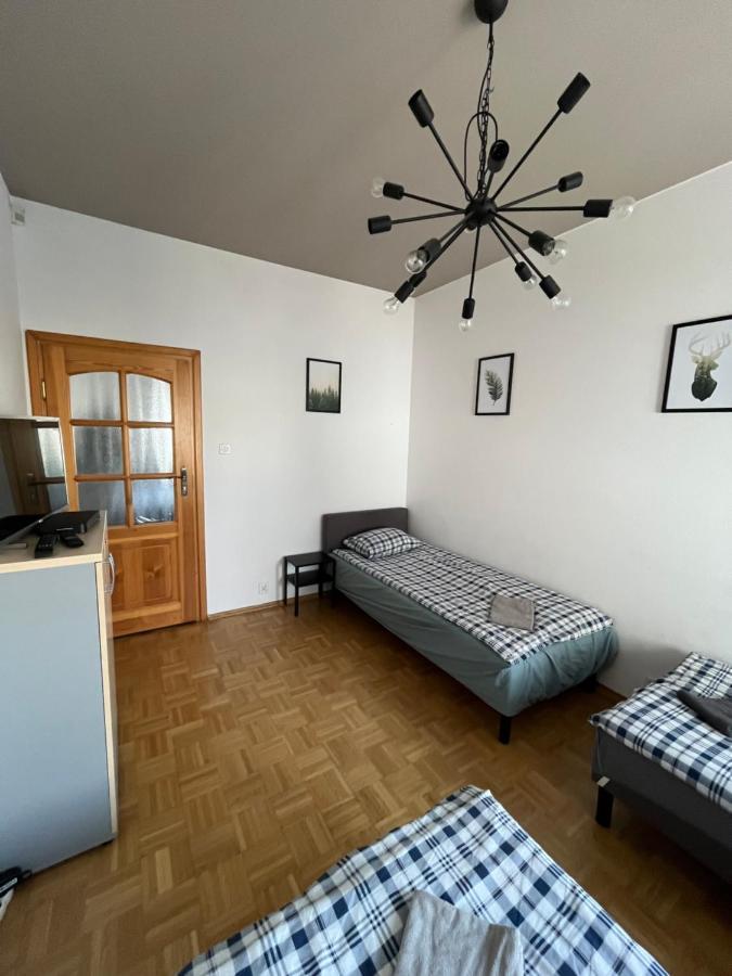 Pokoje Nowoursynowska Albergue *