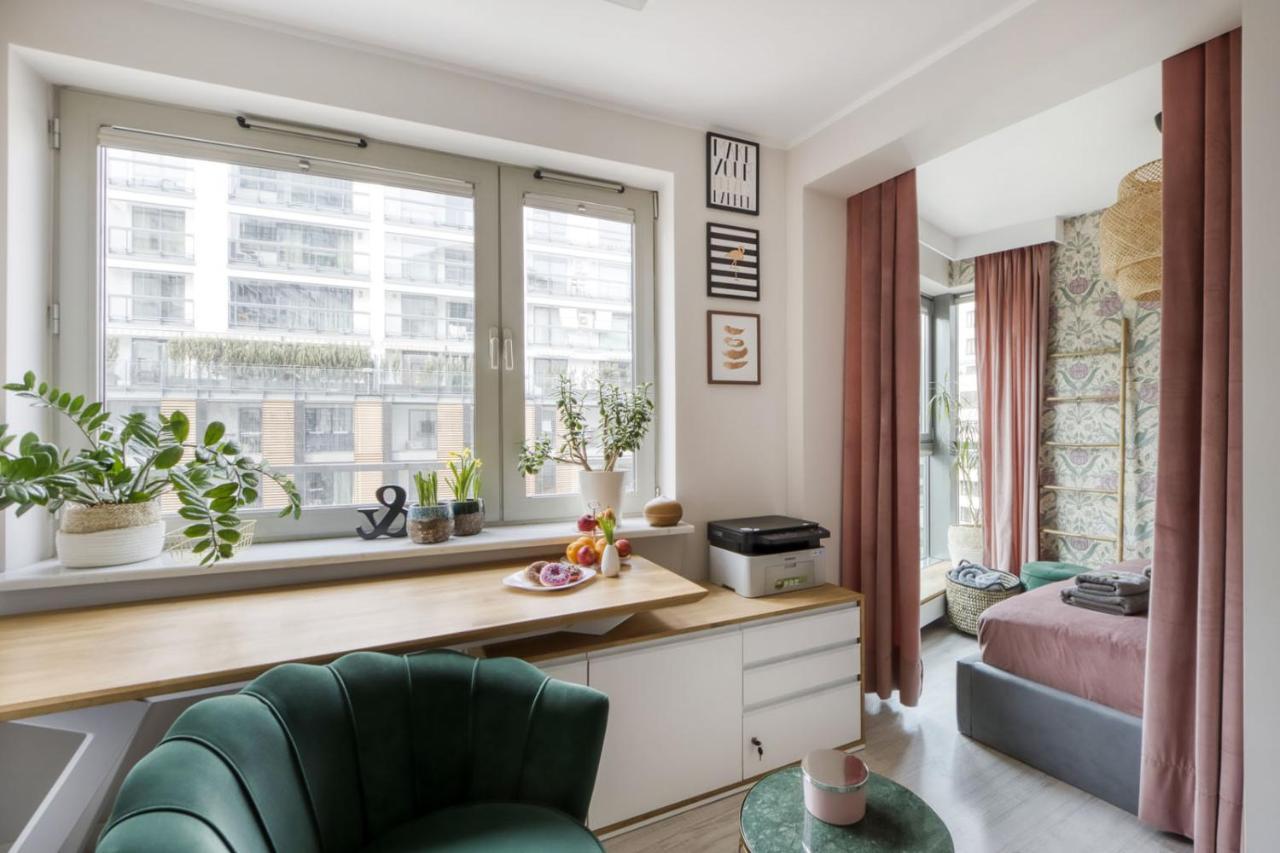 Flower Apartment Warsaw