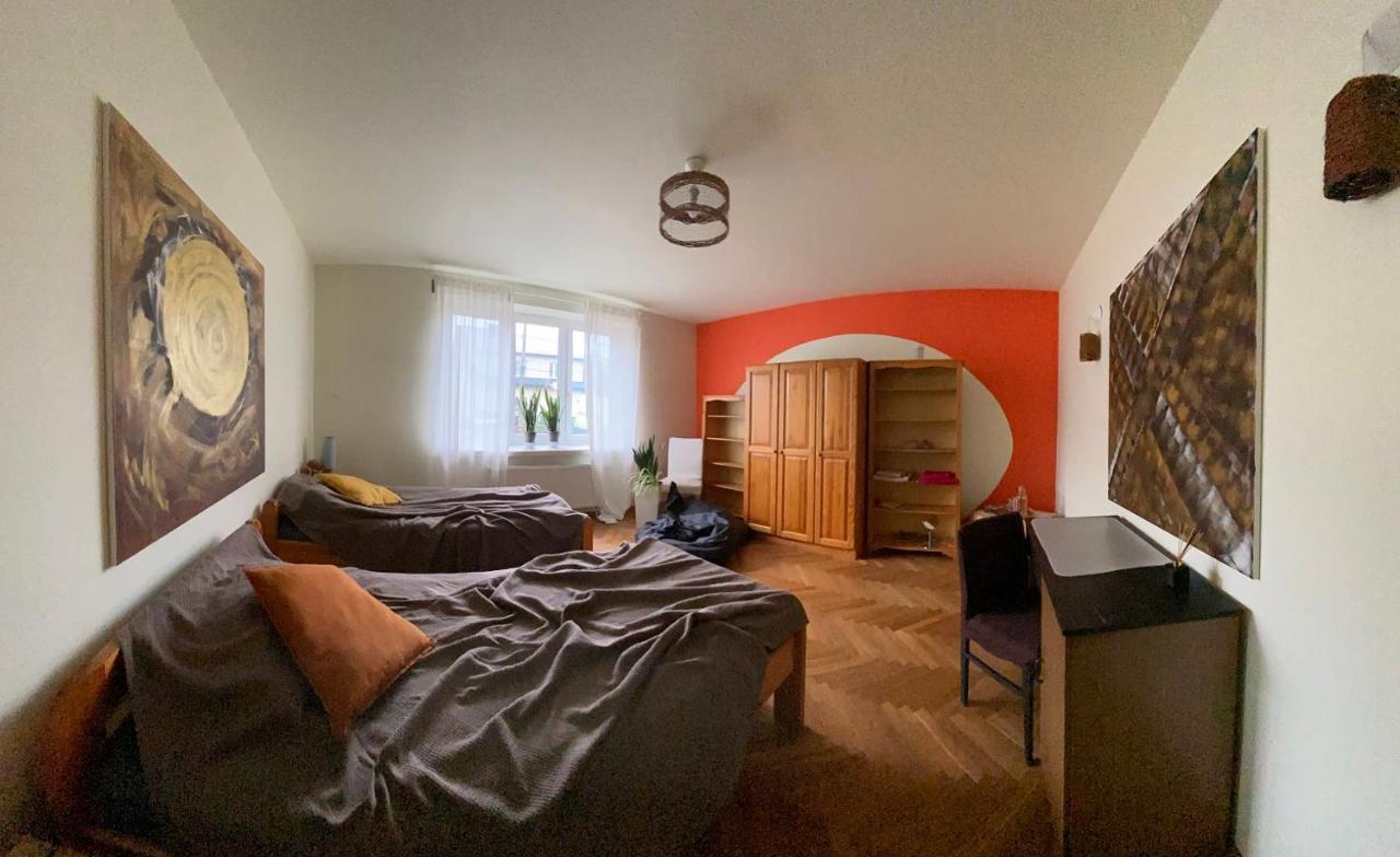 Apartment Przejazdem Na Polnoc Bielany *