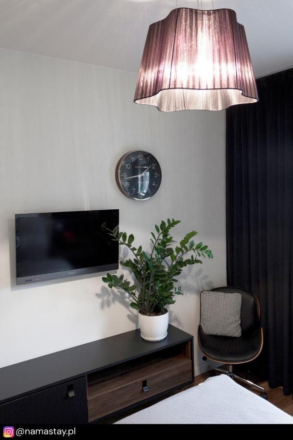 Glamour Designer Well-equipped 2 Bed Varsóvia