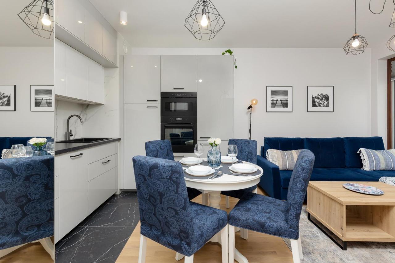 Arkadia Wola With Parking By Renters Apartament *