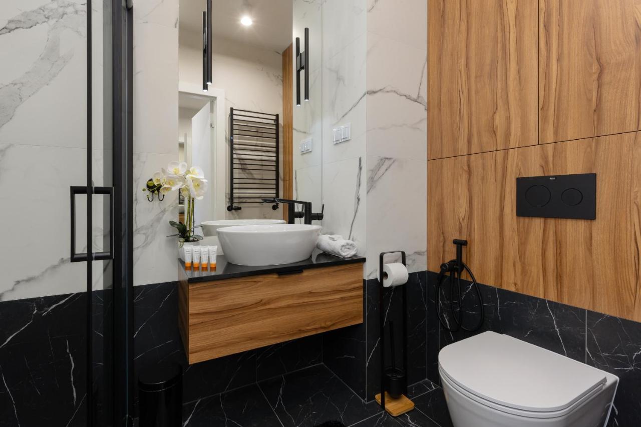 Arkadia Wola With Parking By Renters *
