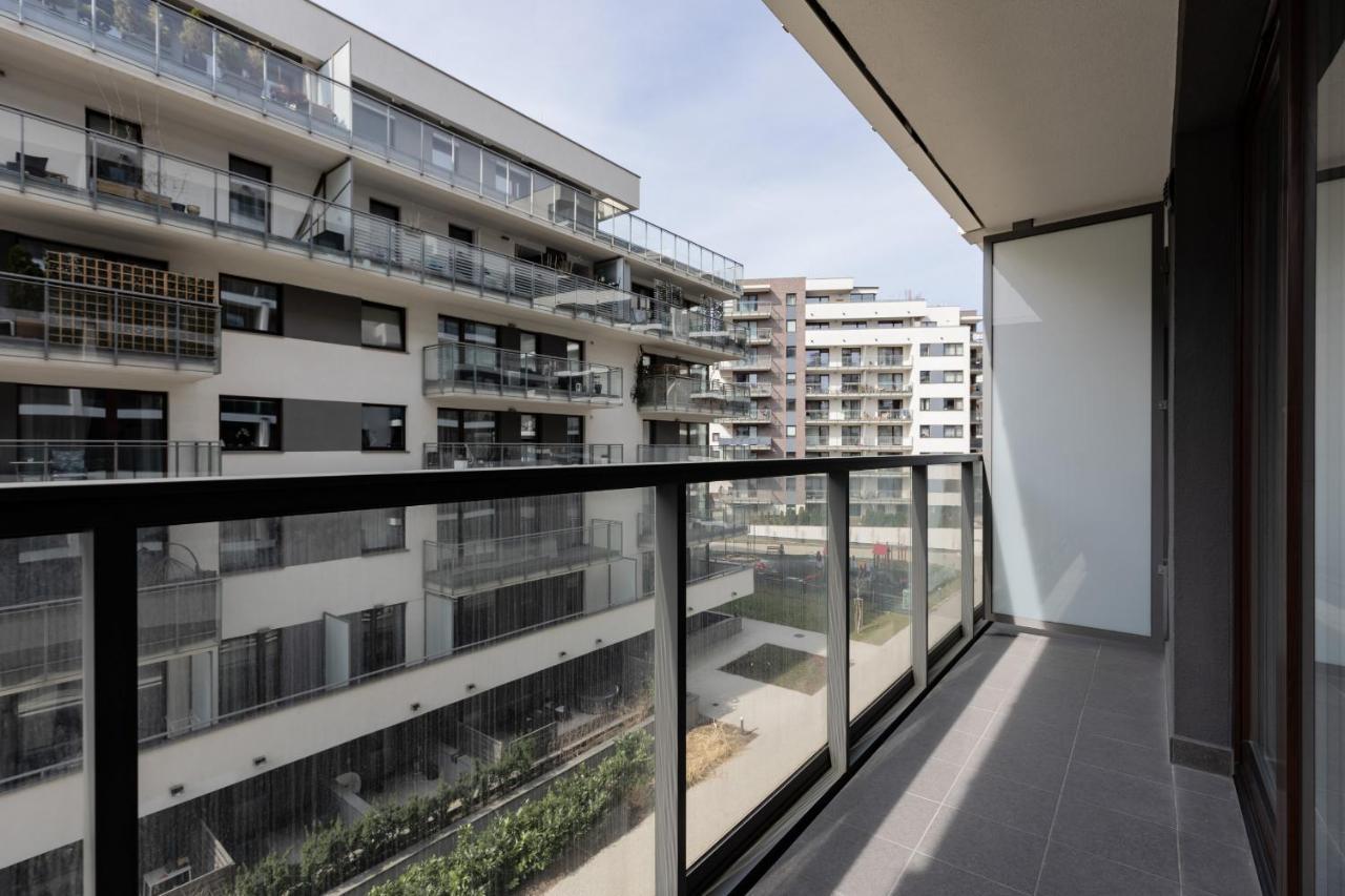 Arkadia Wola With Parking By Renters Apartament *