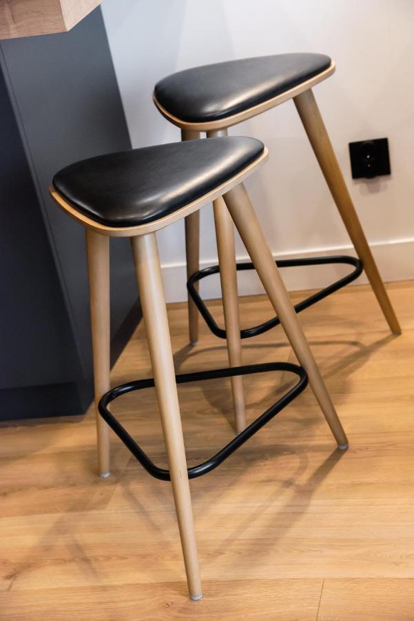 Zoliborz Obsidian Apartamento