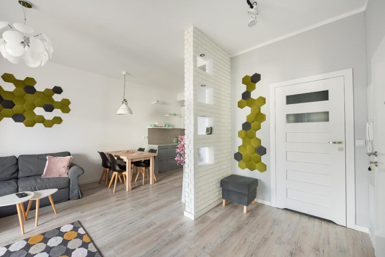 Ursynow Geometric Homey