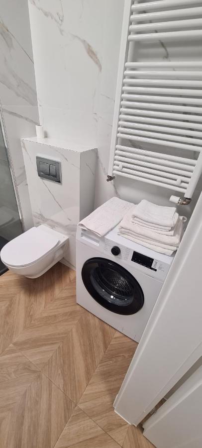 Bohema Praga - New Lux Near Metro And With Bedroom Apartment Warsaw