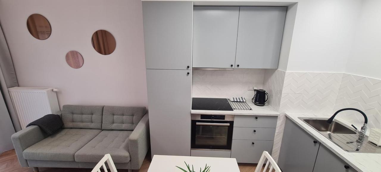 Bohema Praga - New Lux Near Metro And With Bedroom * Warsaw