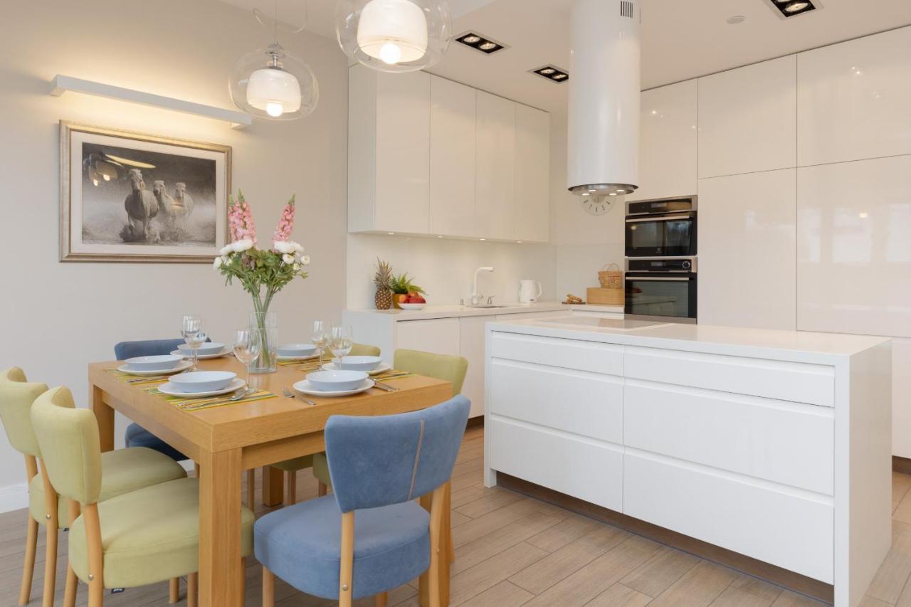 Three-bedroom Family House With Garden Nowa Wies By Renters Warsaw