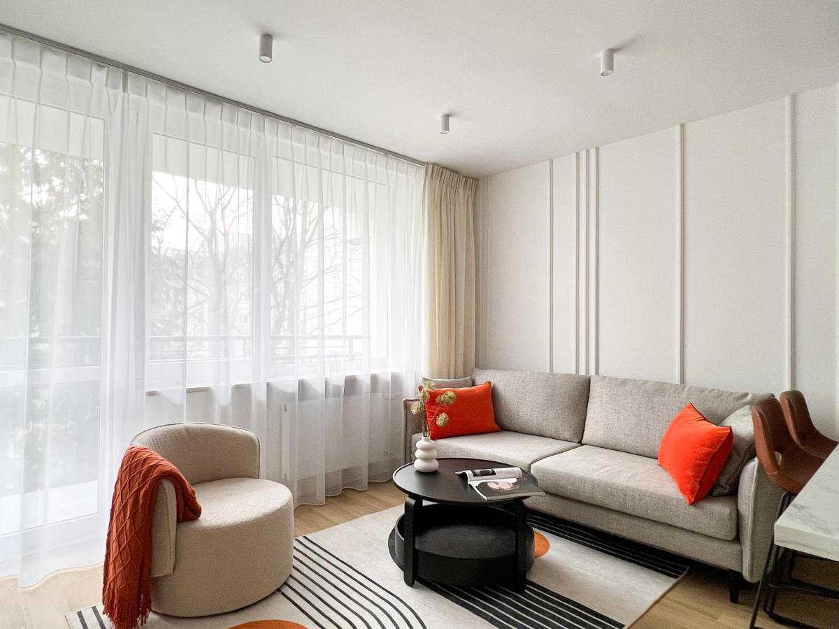 Apartamento Gustowny Przy Metrze